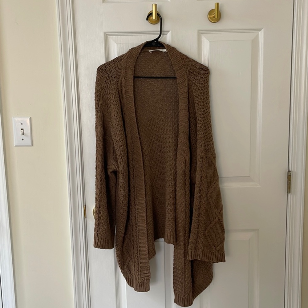 Size M American Threads Cardigan
